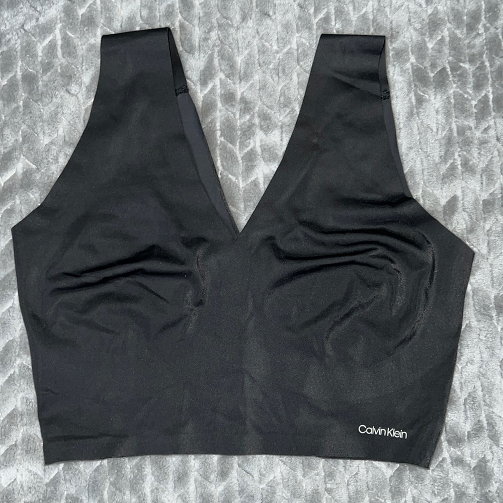 Calvin Klein Seamless T-Shirt Bra, size S